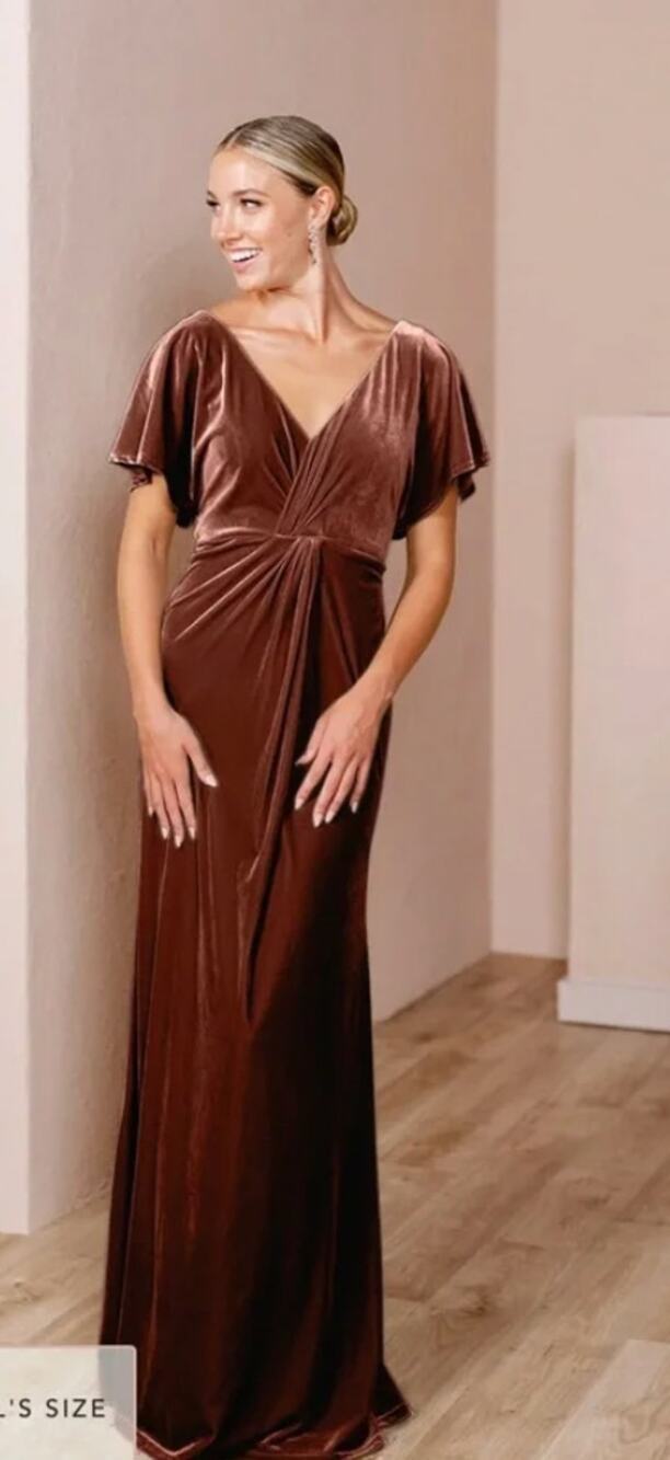 Revelry Gwen Velvet Bridesmaid Dress - Terracotta. Size 4